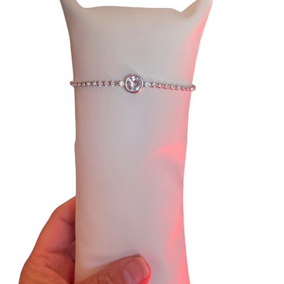 Cubic Zirconia Bracelet - Picture 14 of 14